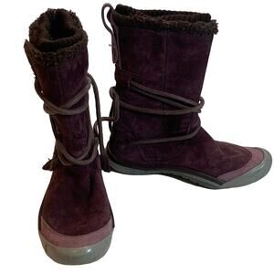 Cushe women’s Winter leather plum color waterproof faux fur lined boots size 6